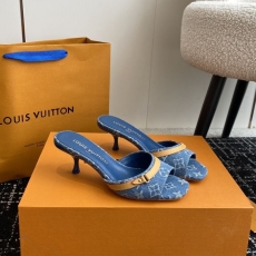 Louis Vuitton Slippers